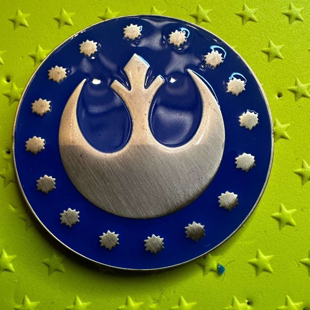 Star Wars Rebels Symbol Disney pin
